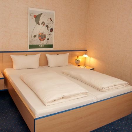 Hotel Chassalla Касел Екстериор снимка
