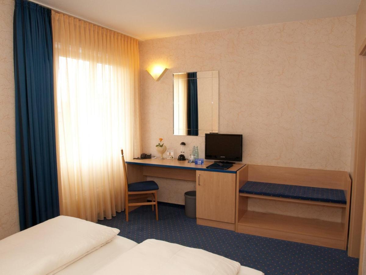 Hotel Chassalla Касел Екстериор снимка